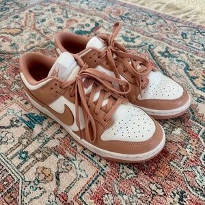 Nike Air Jordan 1 low sneakers